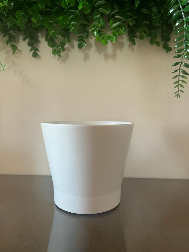 Molde de yeso para maceta conica Mediana MMIK003