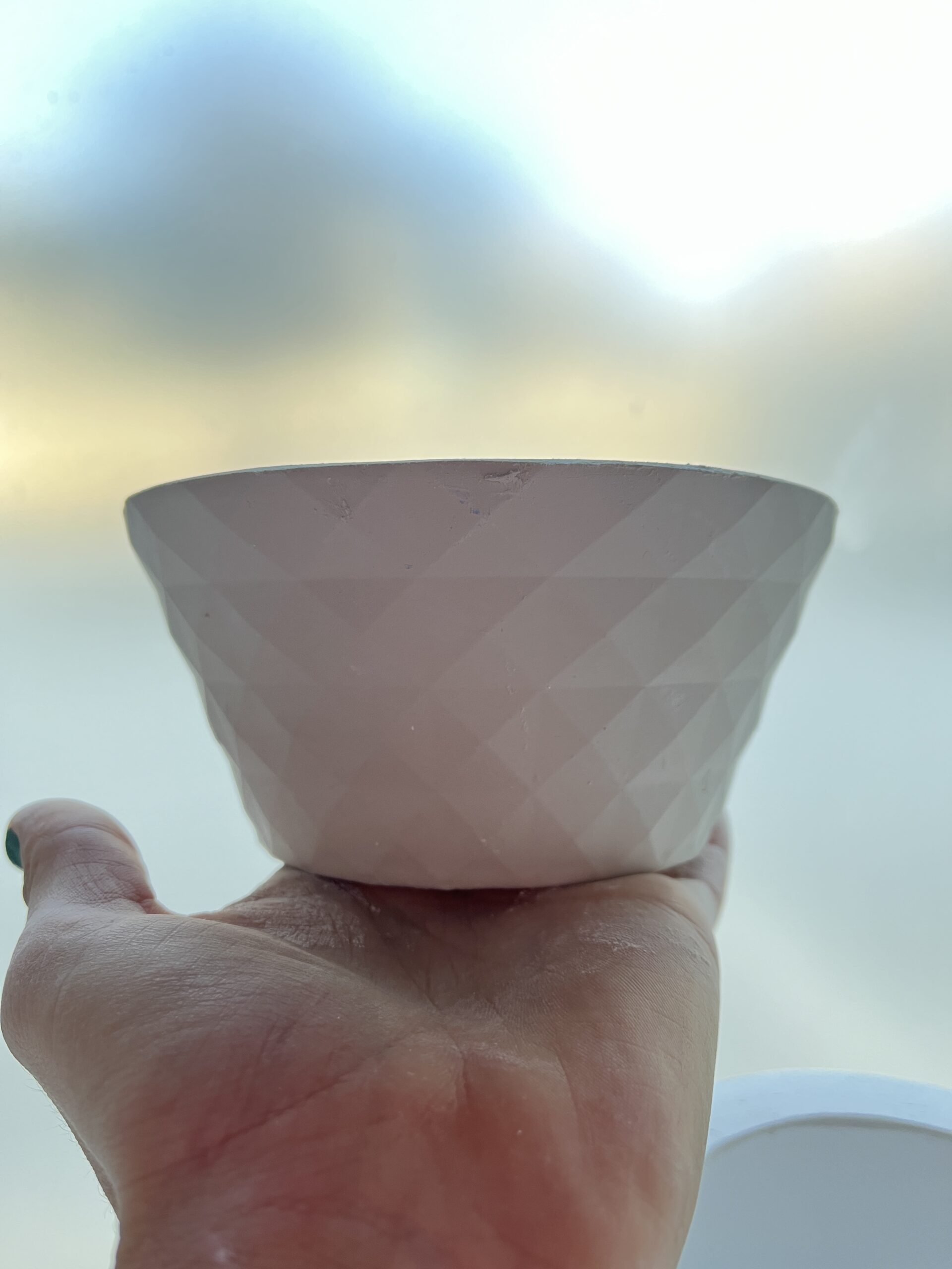 Molde de yeso para compotera con diseño de triangulos MCRM02